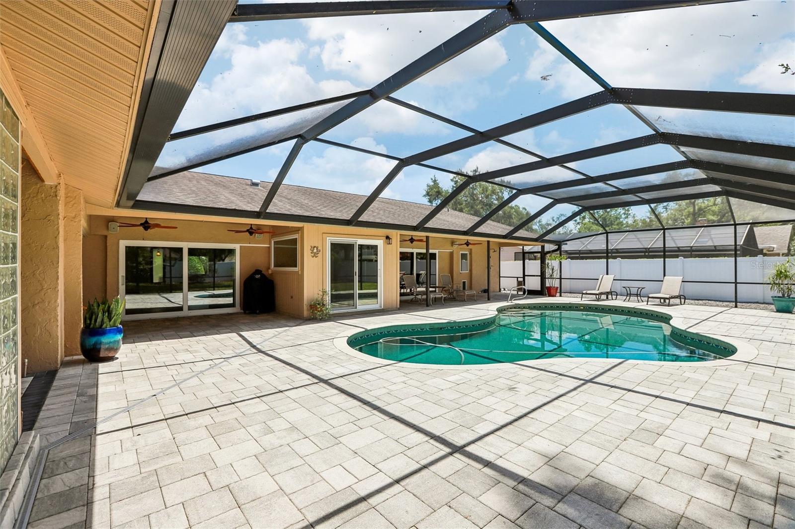 2424 SUNDANCER DR, CLEARWATER, FL, 33759