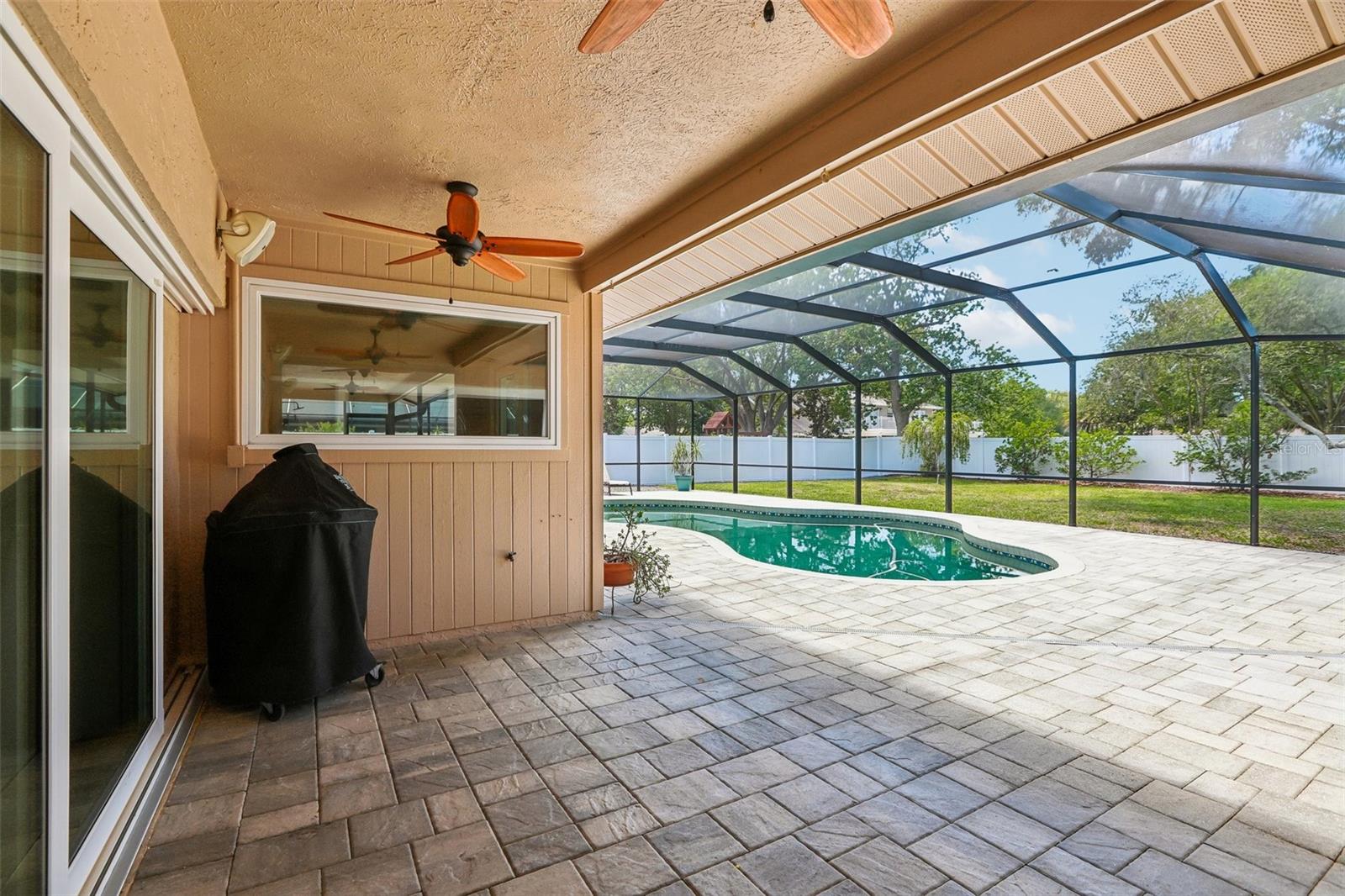 2424 SUNDANCER DR, CLEARWATER, FL, 33759