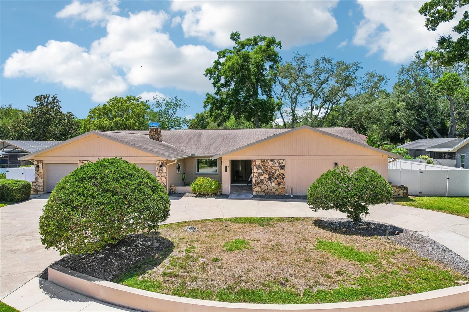 2424 SUNDANCER DR, CLEARWATER, FL, 33759