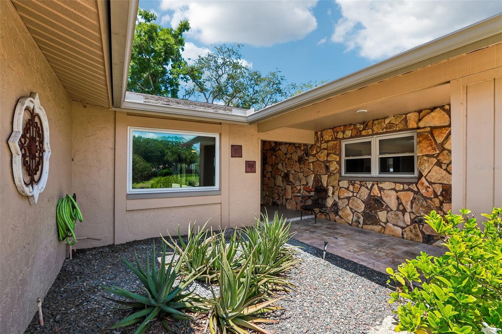 2424 SUNDANCER DR, CLEARWATER, FL, 33759