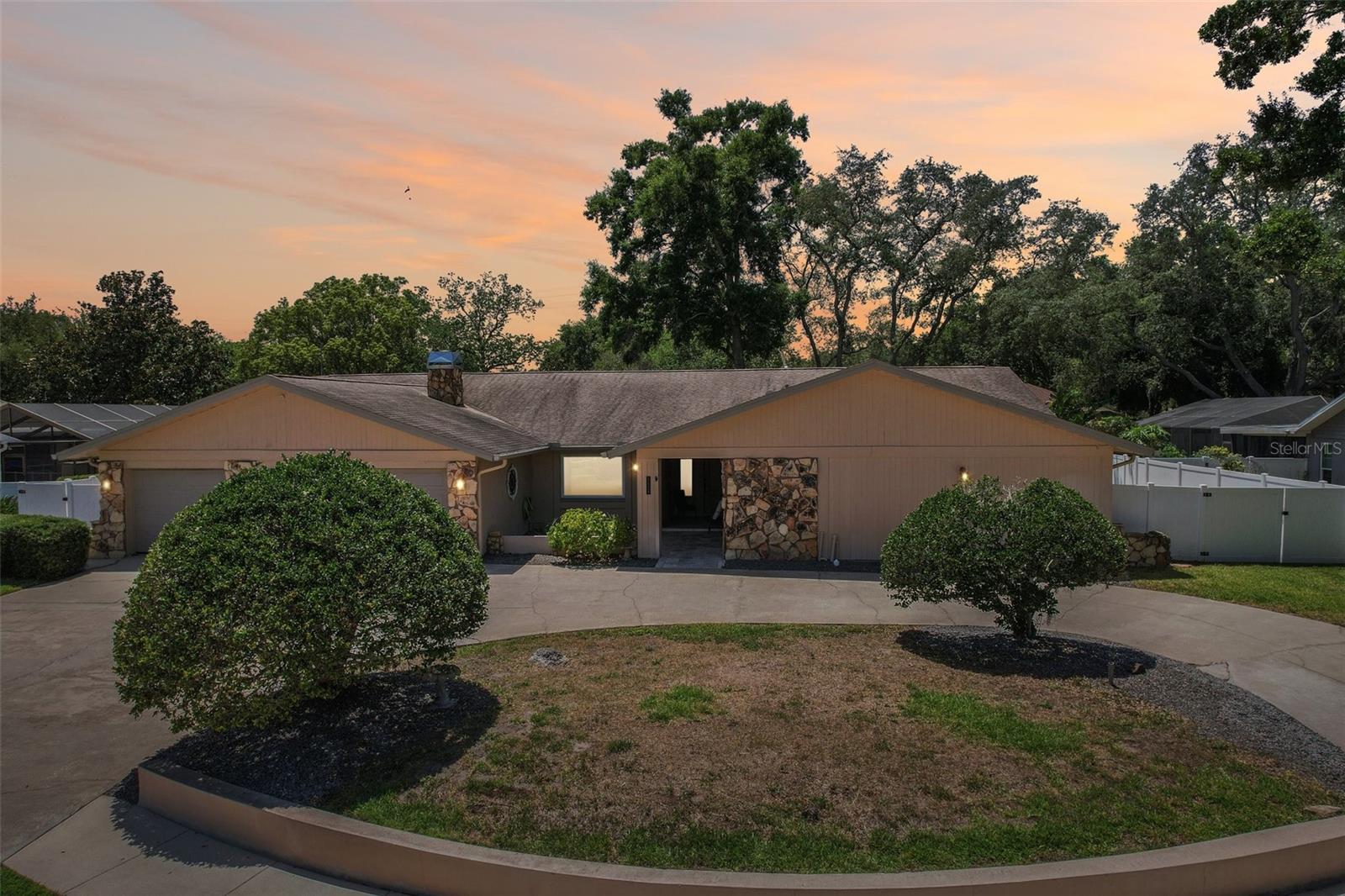 2424 SUNDANCER DR, CLEARWATER, FL, 33759