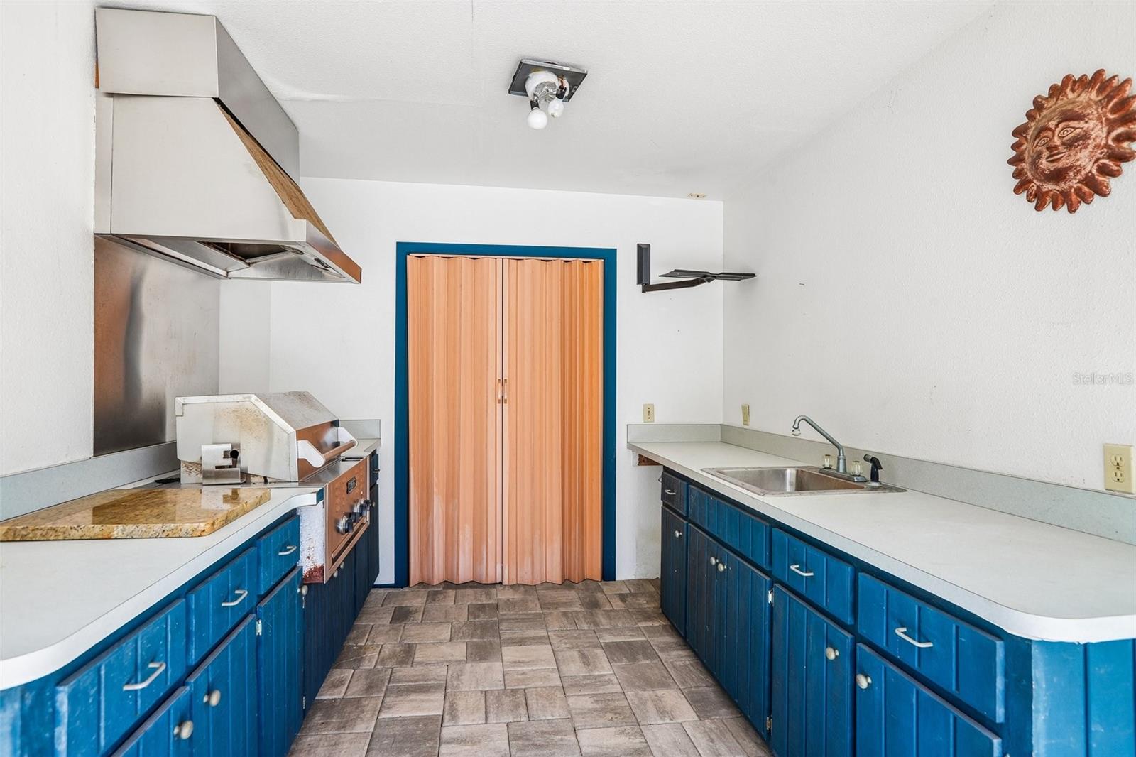 2424 SUNDANCER DR, CLEARWATER, FL, 33759