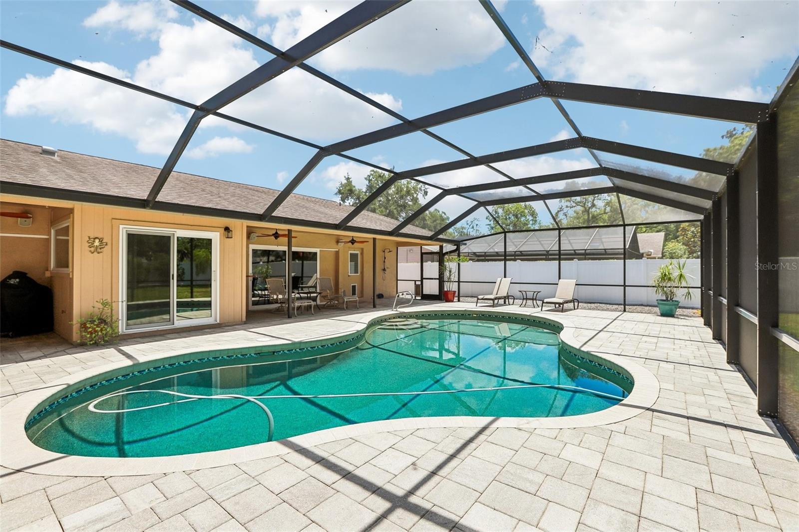 2424 SUNDANCER DR, CLEARWATER, FL, 33759