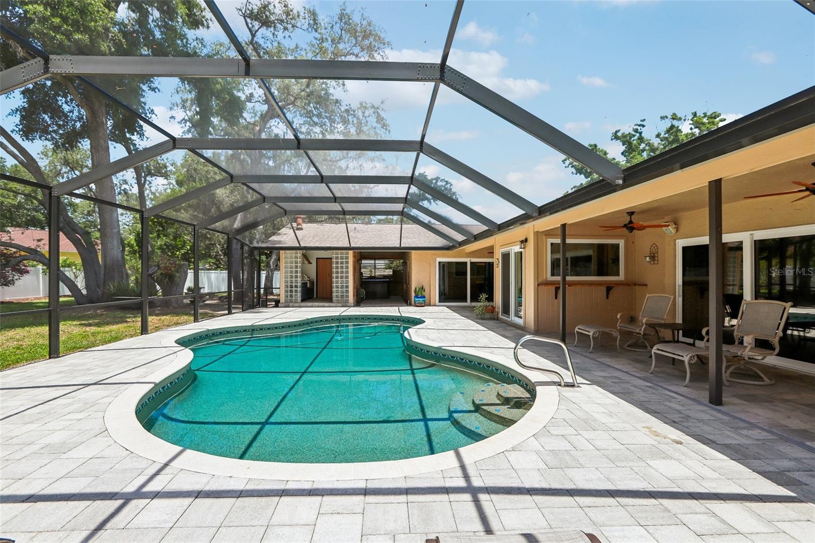 2424 SUNDANCER DR, CLEARWATER, FL, 33759