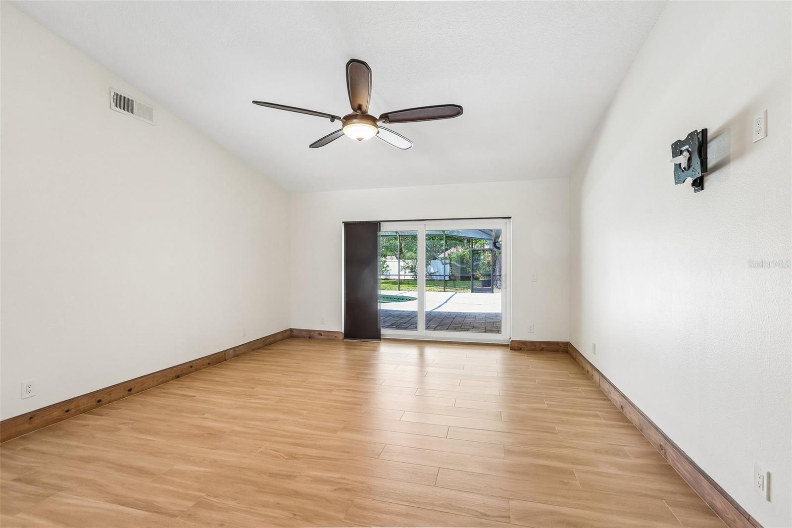 2424 SUNDANCER DR, CLEARWATER, FL, 33759
