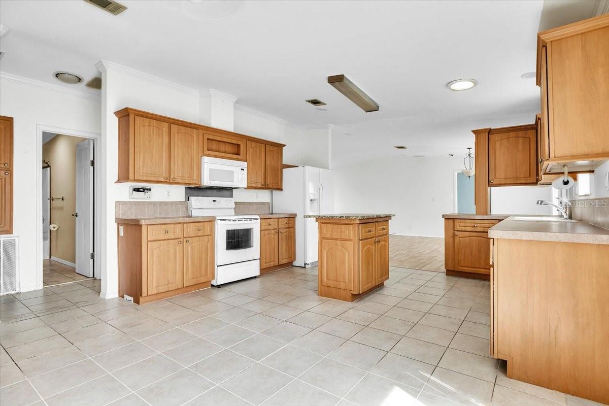 3650 ROSSMERE RD, PORT CHARLOTTE, FL, 33953
