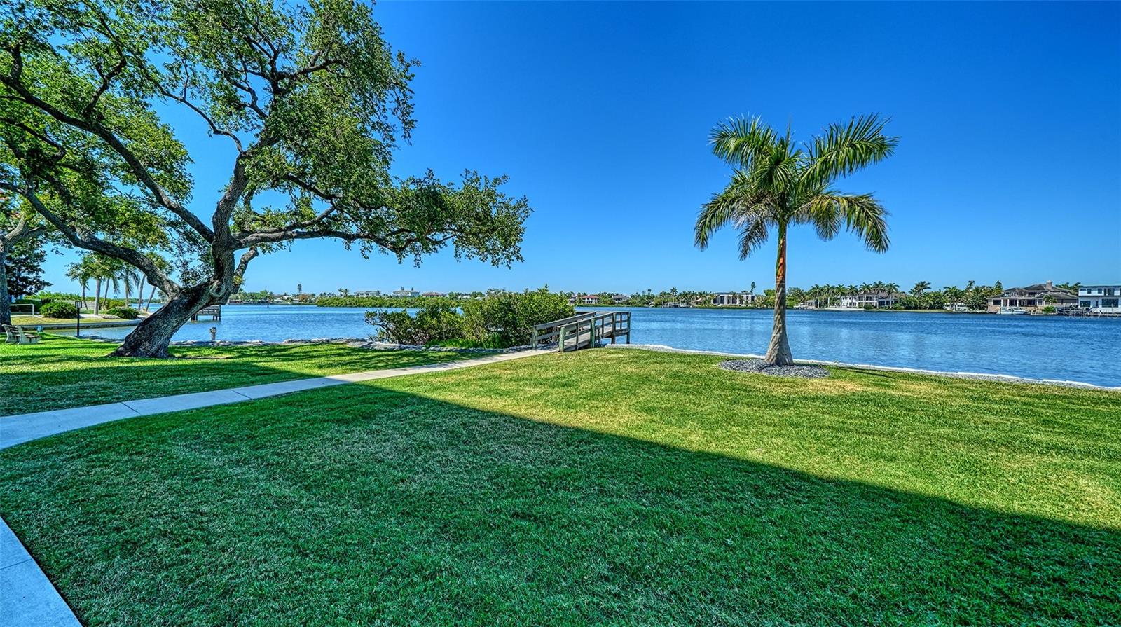 1355 S PORTOFINO DR #103, SARASOTA, FL, 34242
