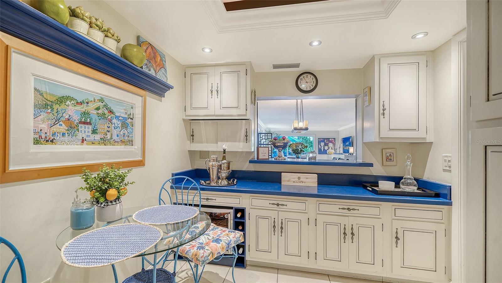 1355 S PORTOFINO DR #103, SARASOTA, FL, 34242