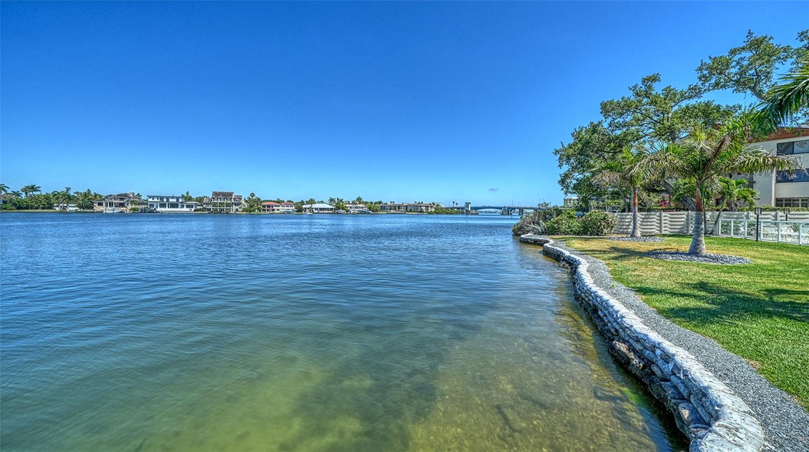 1355 S PORTOFINO DR #103, SARASOTA, FL, 34242
