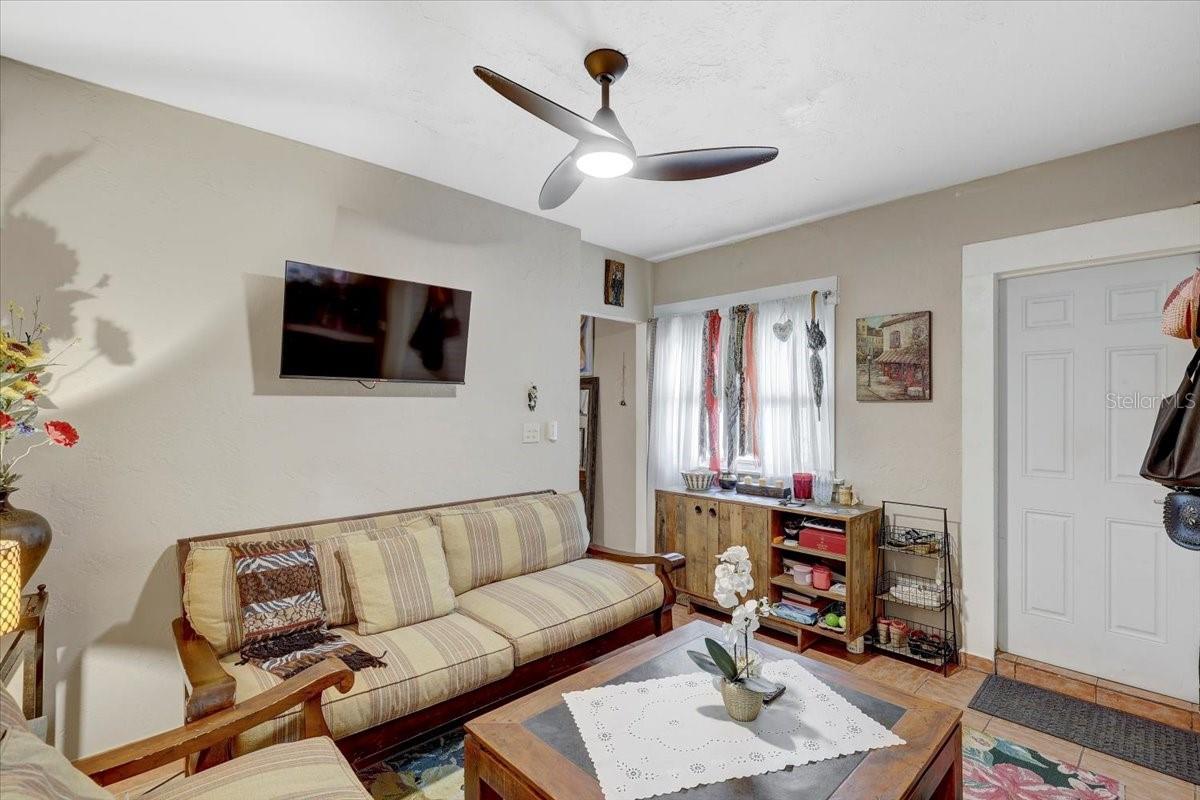325 49TH ST N, ST PETERSBURG, FL, 33710