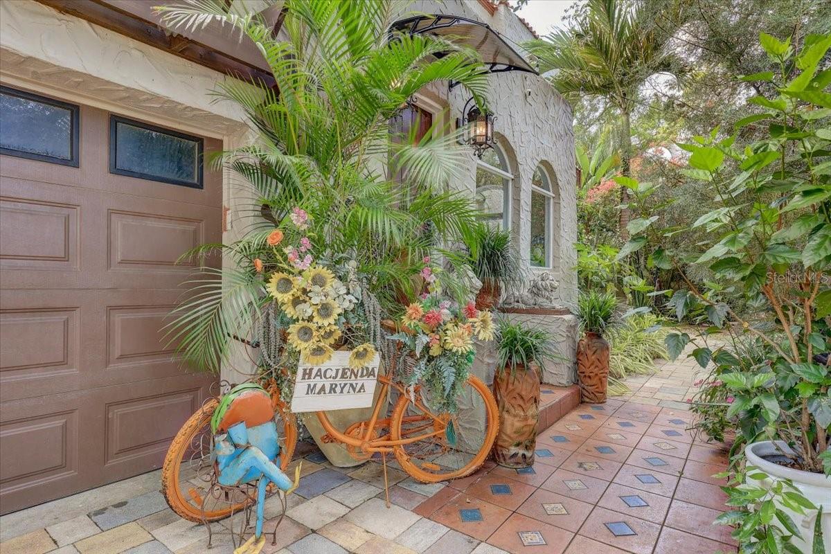 325 49TH ST N, ST PETERSBURG, FL, 33710