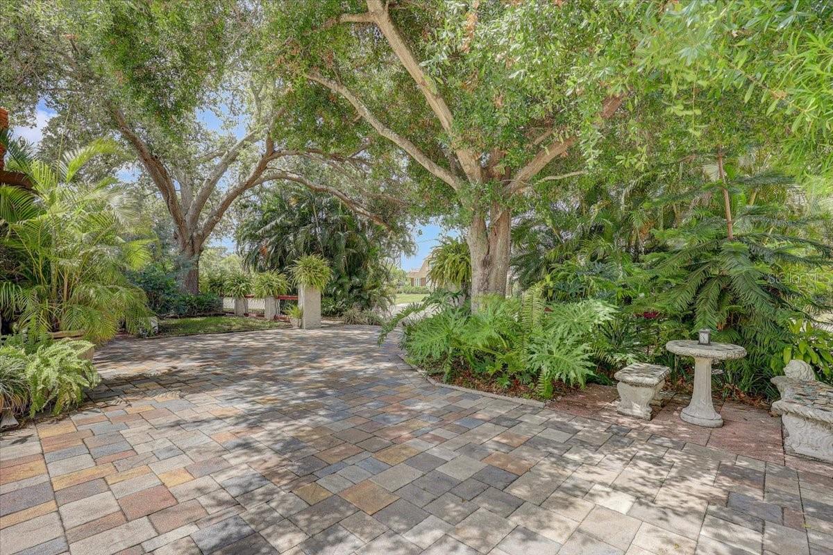 325 49TH ST N, ST PETERSBURG, FL, 33710