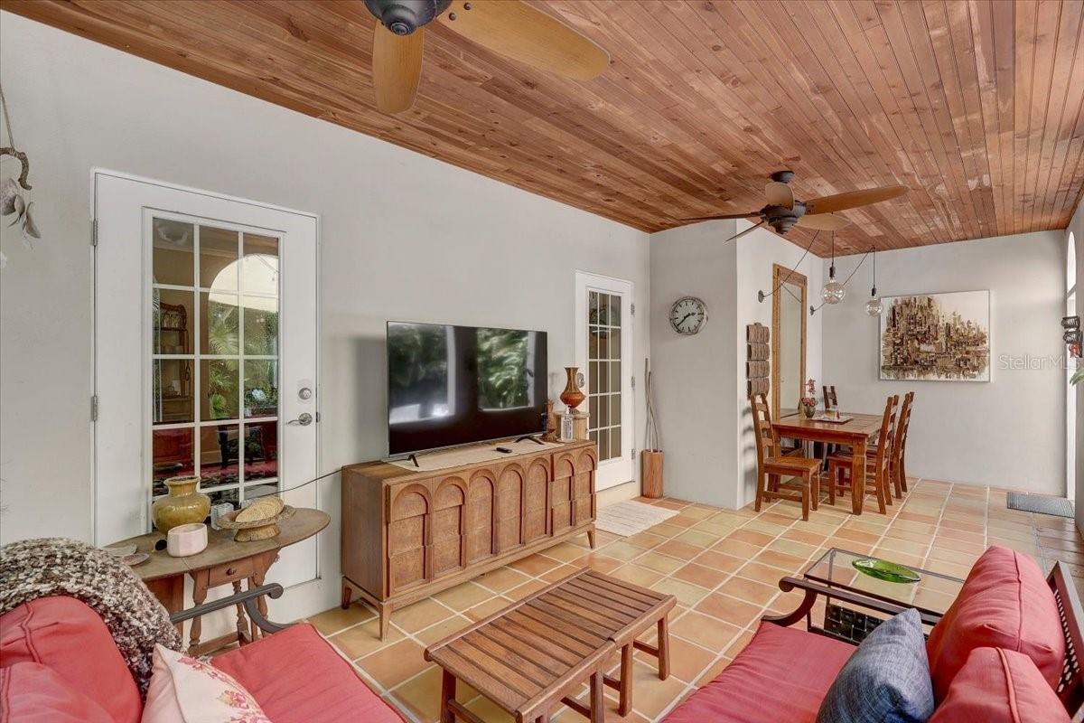 325 49TH ST N, ST PETERSBURG, FL, 33710