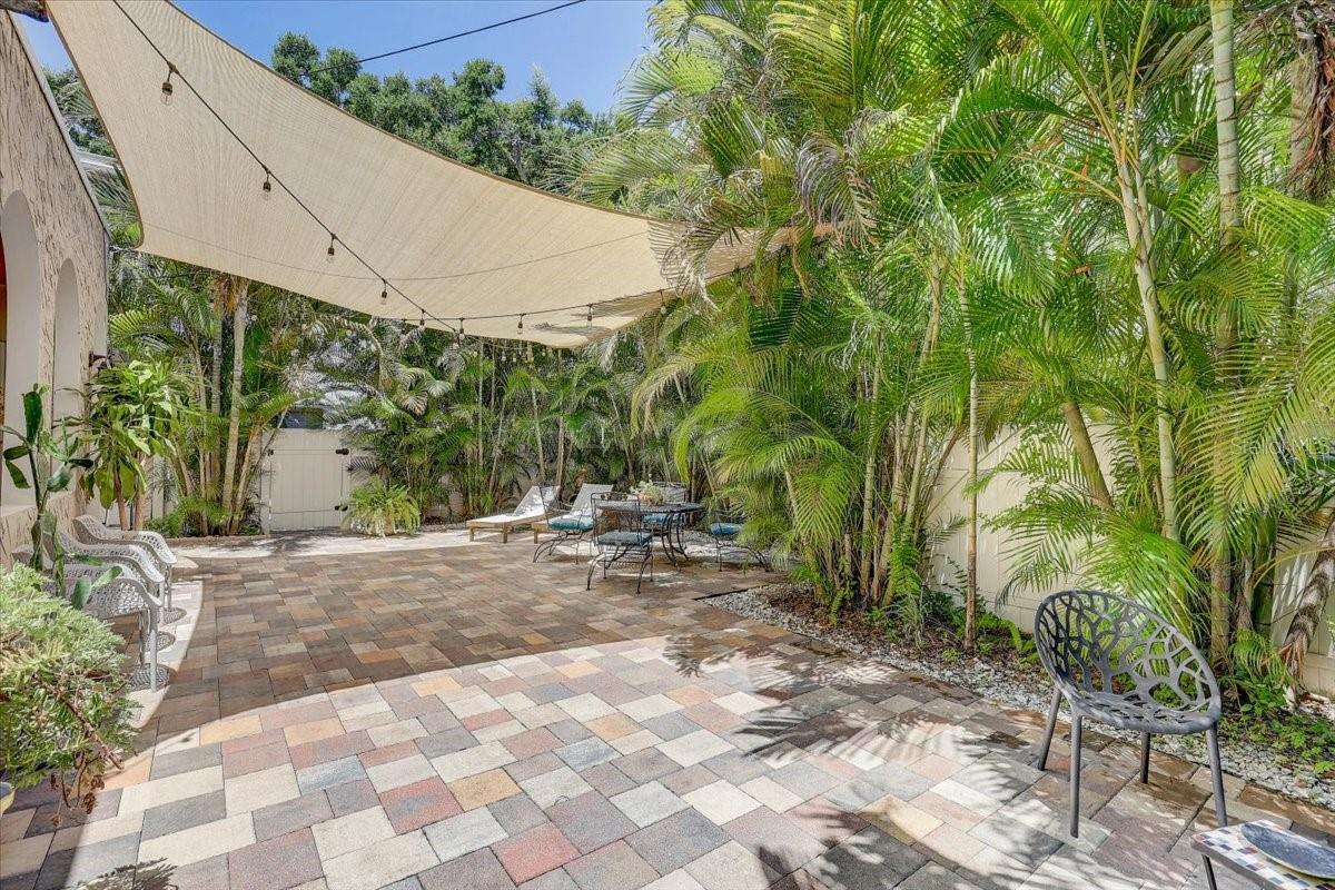 325 49TH ST N, ST PETERSBURG, FL, 33710