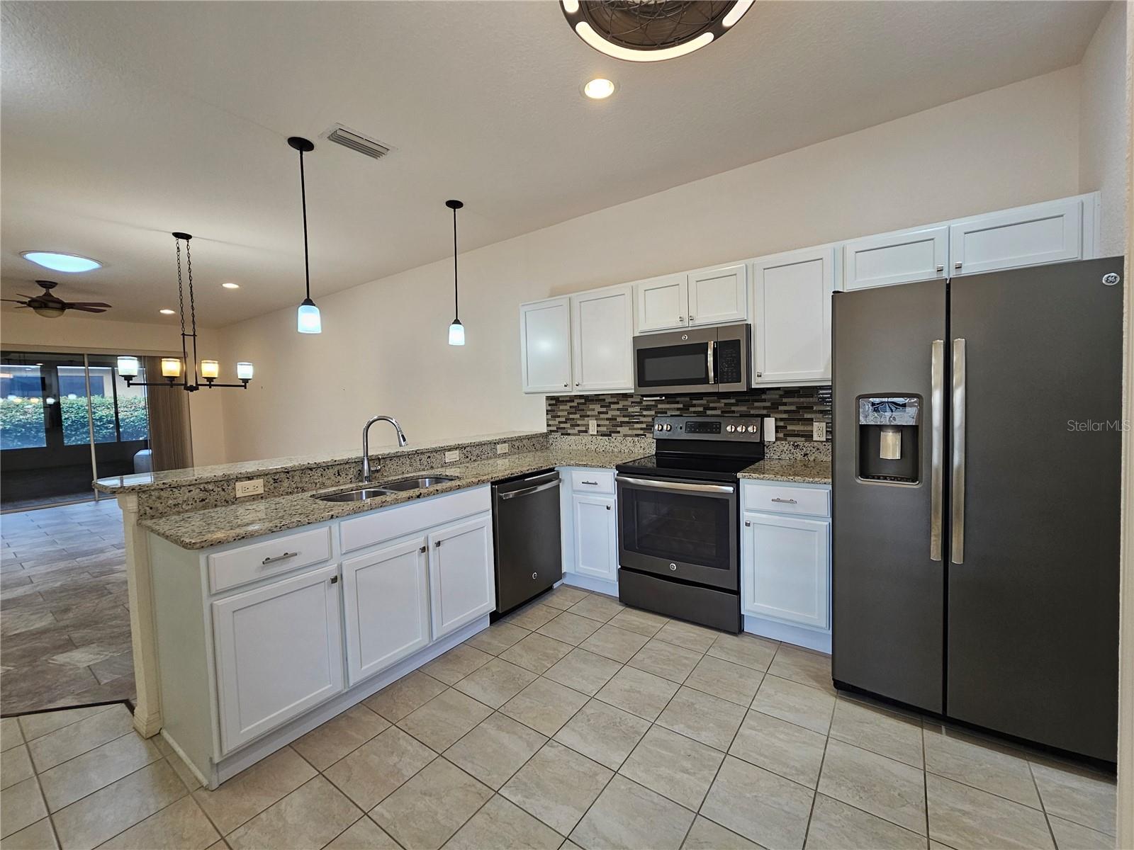 1590 VIENNA SQUARE DR, WINTER HAVEN, FL, 33884