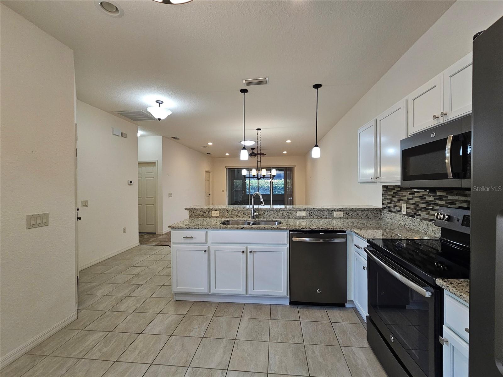 1590 VIENNA SQUARE DR, WINTER HAVEN, FL, 33884