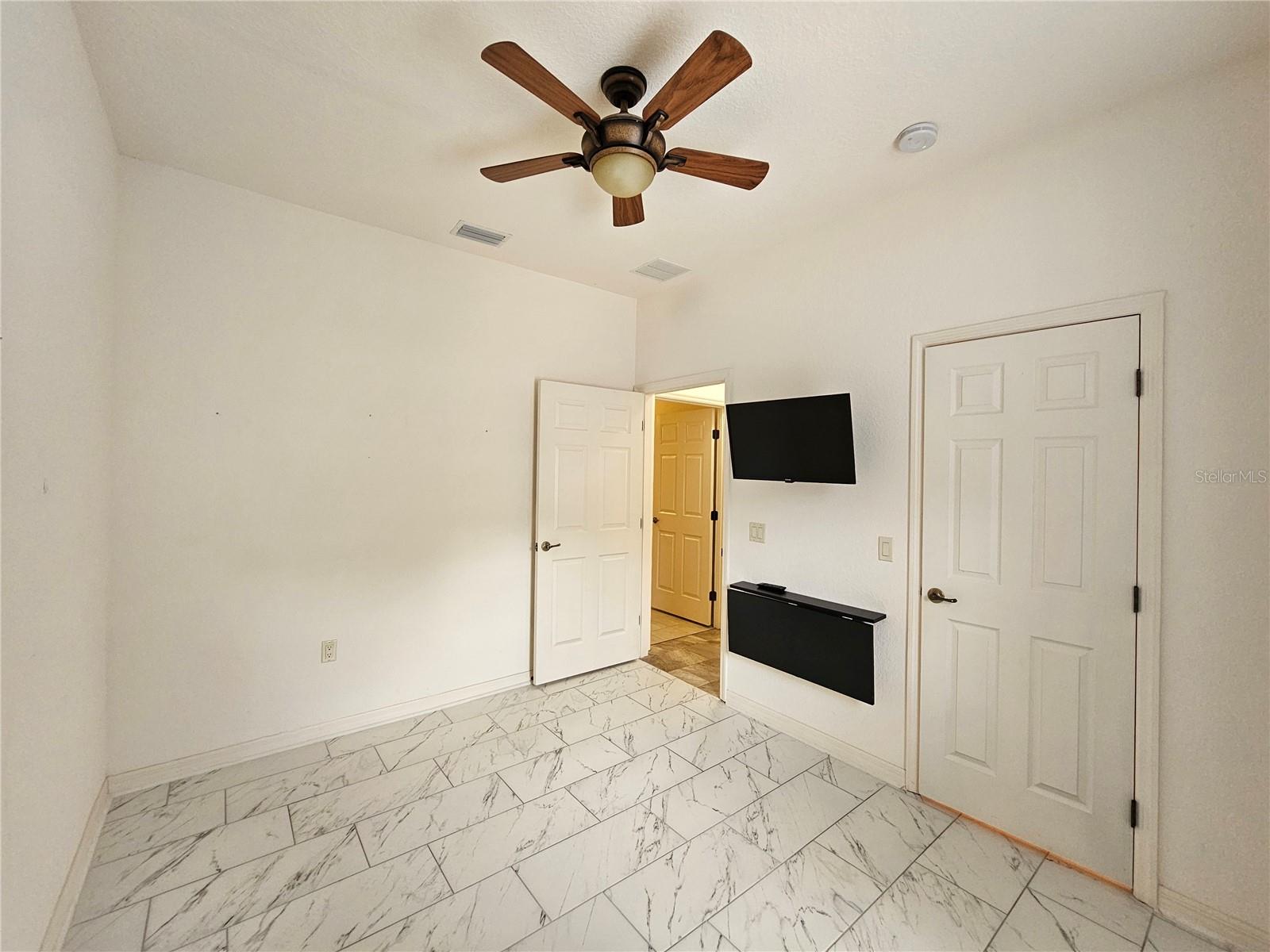 1590 VIENNA SQUARE DR, WINTER HAVEN, FL, 33884