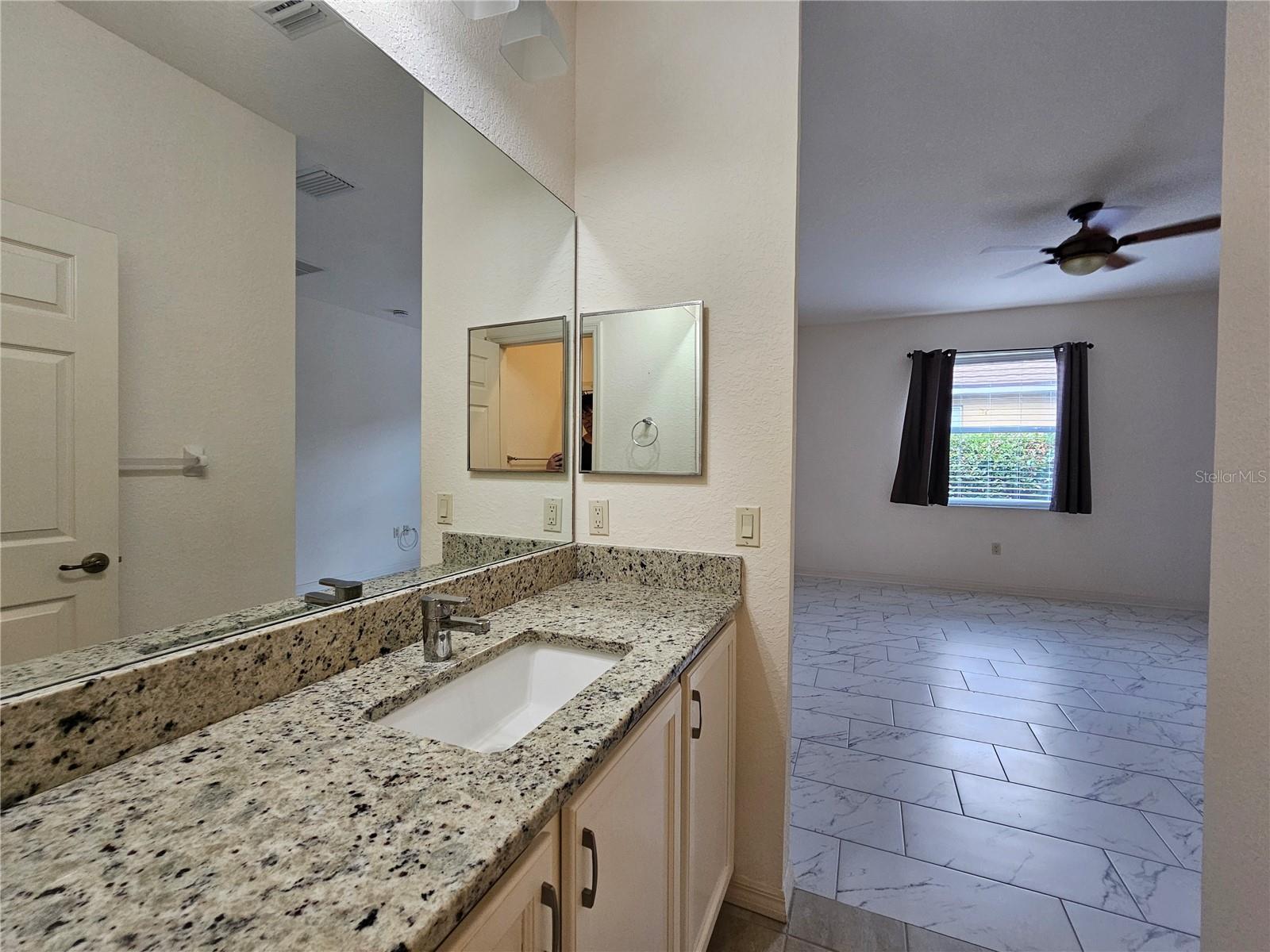 1590 VIENNA SQUARE DR, WINTER HAVEN, FL, 33884