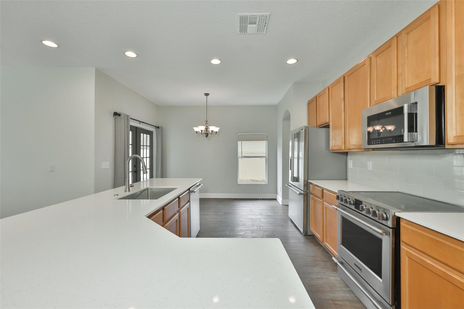 708 COADE STONE DR, SEFFNER, FL, 33584