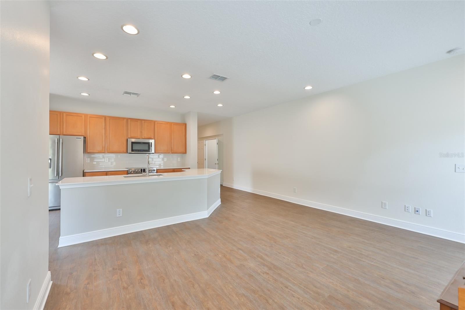 708 COADE STONE DR, SEFFNER, FL, 33584