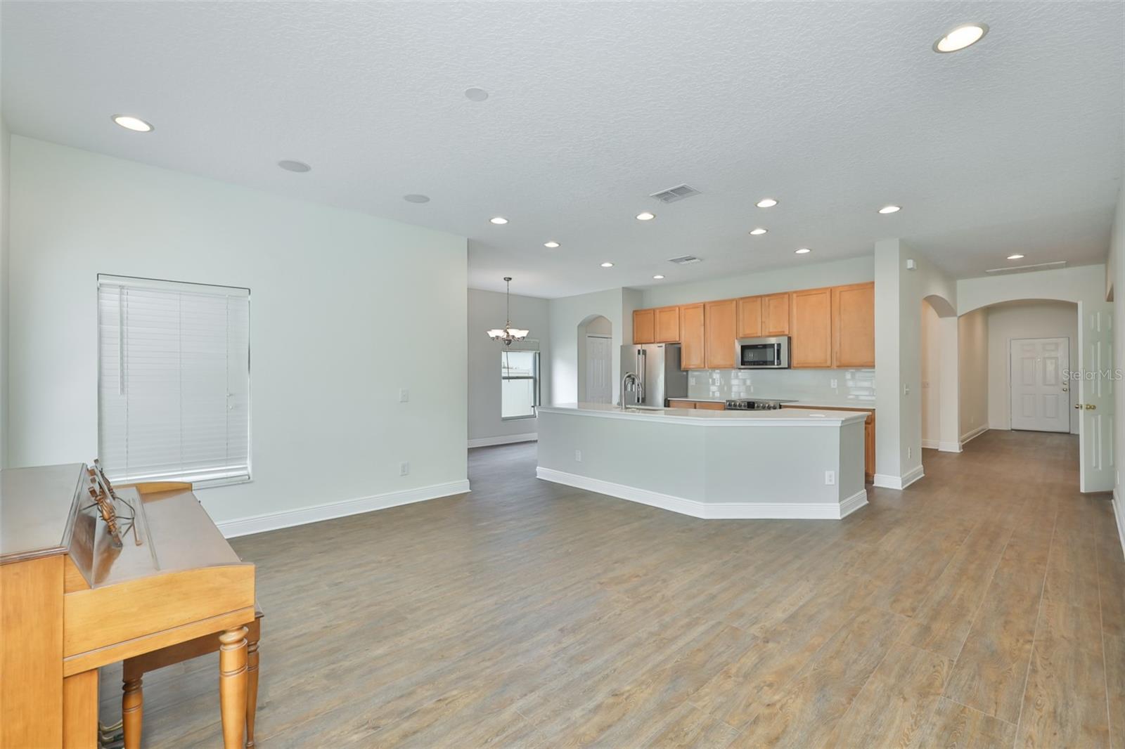 708 COADE STONE DR, SEFFNER, FL, 33584