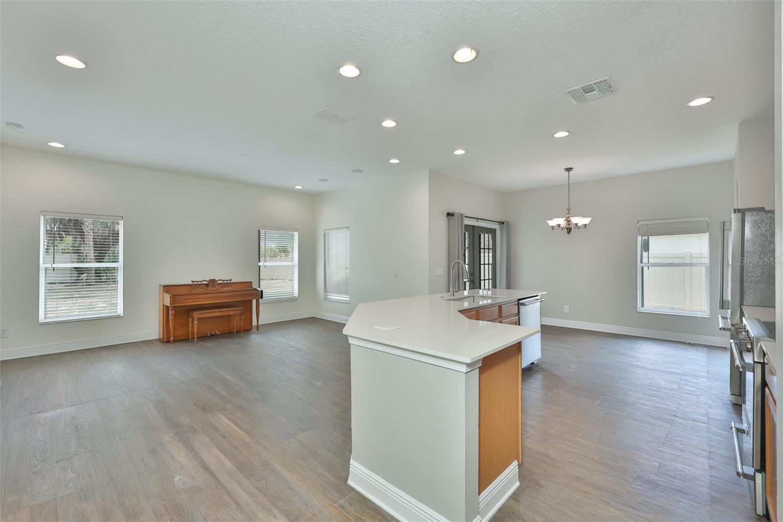 708 COADE STONE DR, SEFFNER, FL, 33584