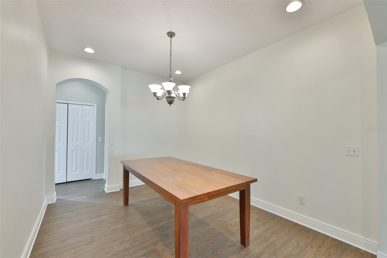 708 COADE STONE DR, SEFFNER, FL, 33584