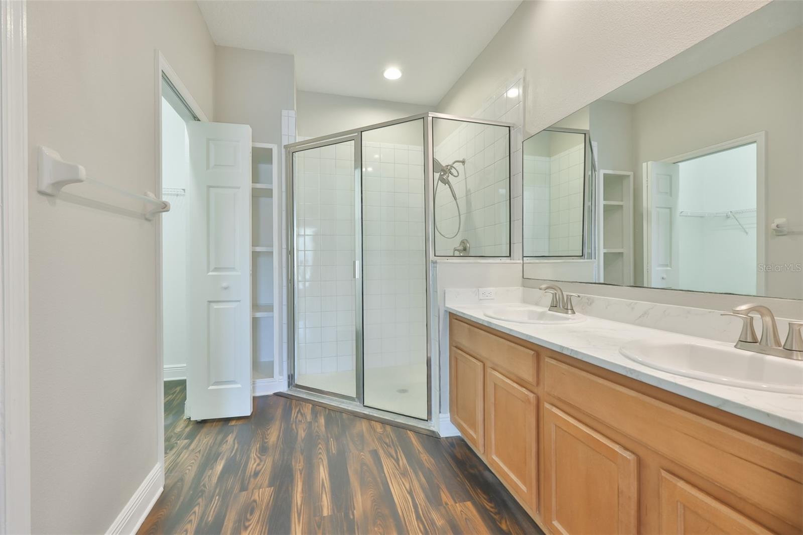 708 COADE STONE DR, SEFFNER, FL, 33584