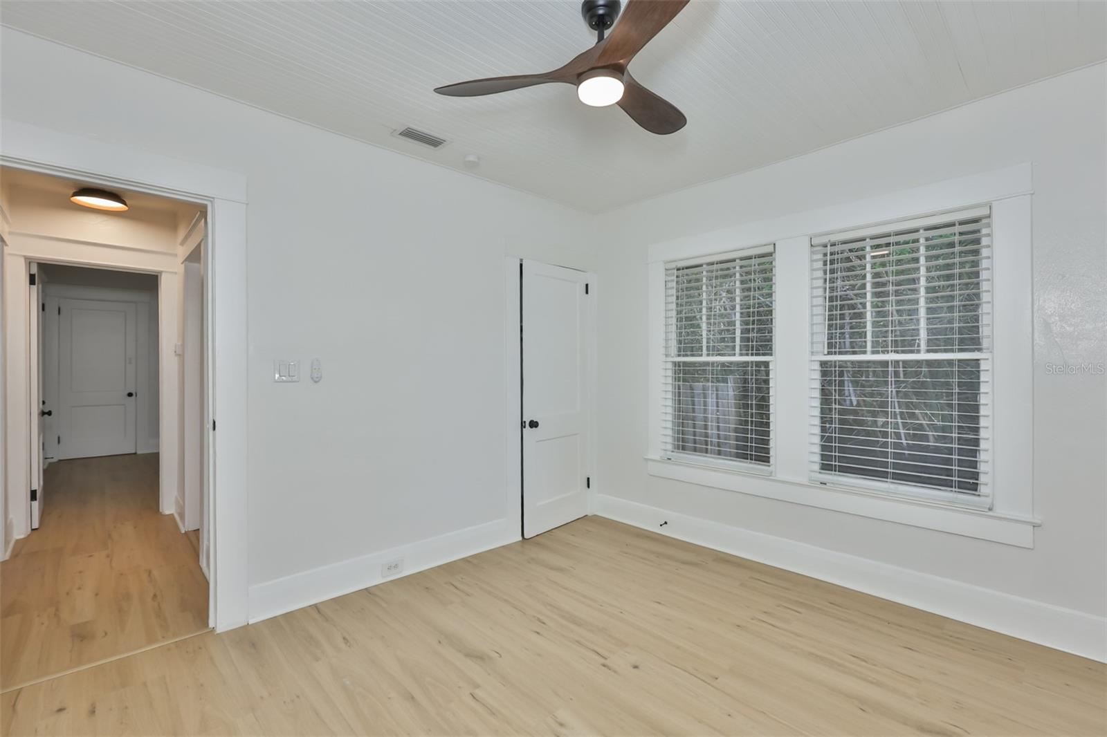 902 W COLUMBUS DR, TAMPA, FL, 33602