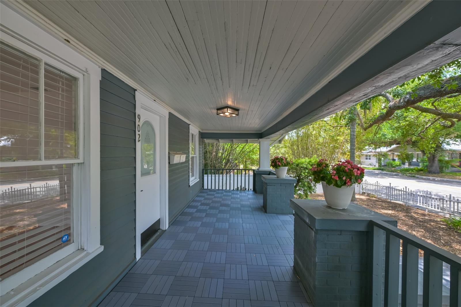902 W COLUMBUS DR, TAMPA, FL, 33602