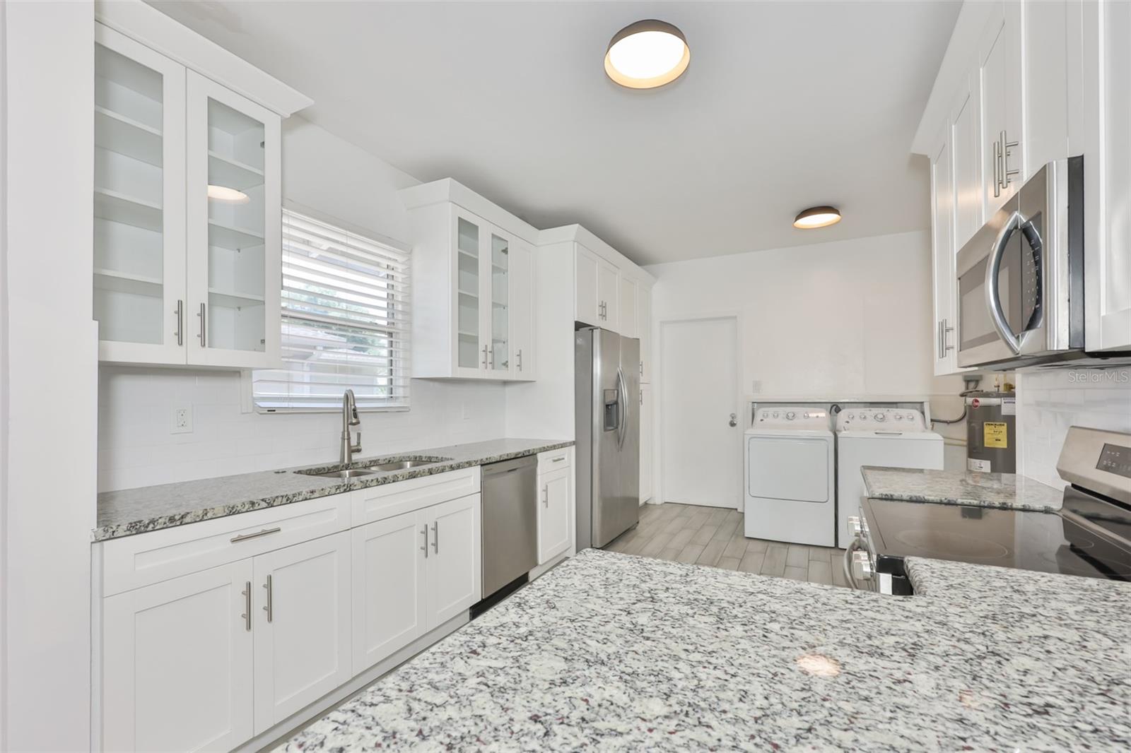 902 W COLUMBUS DR, TAMPA, FL, 33602