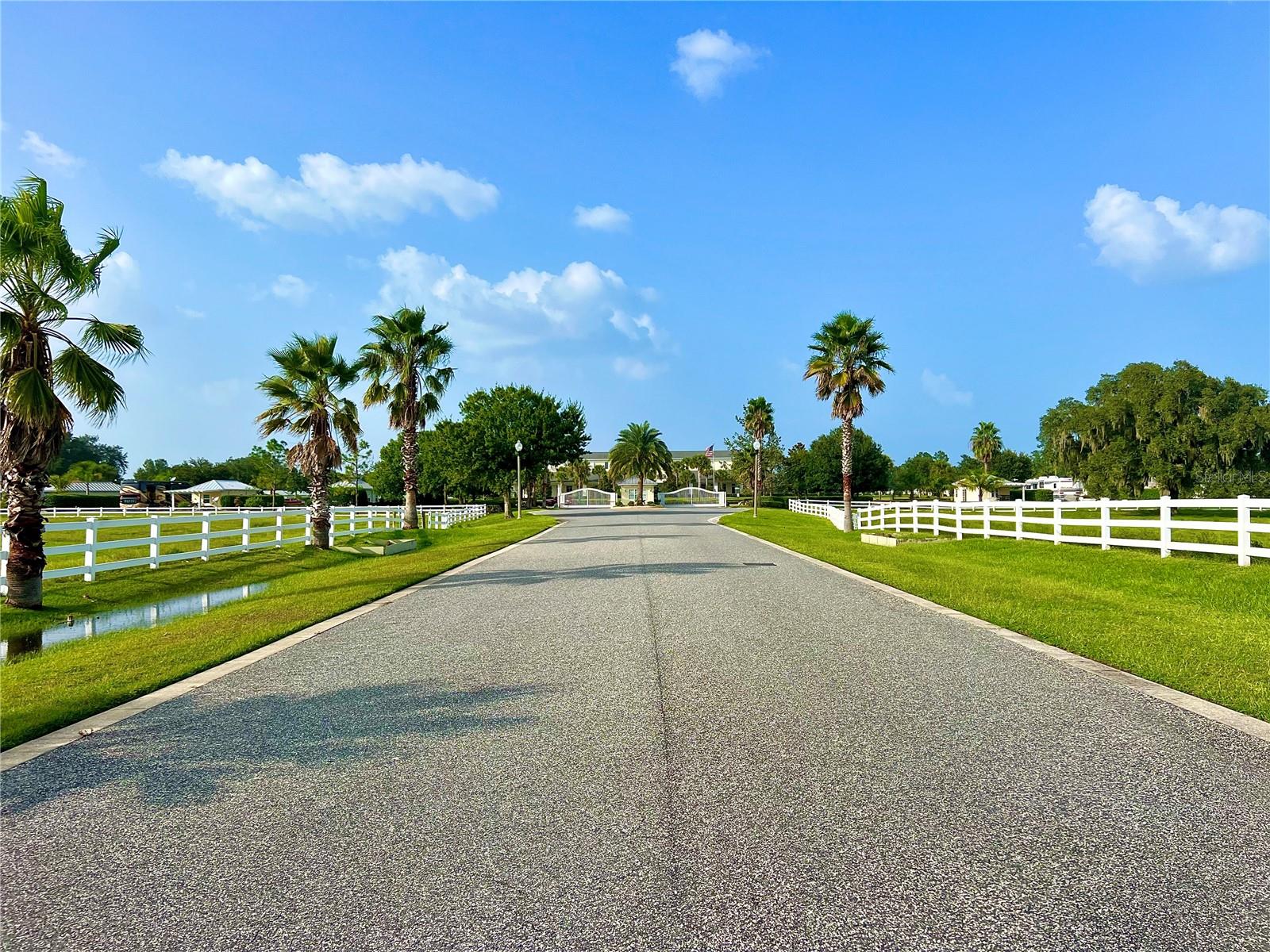 4800 SE 94TH AVE, WEBSTER, FL, 33597