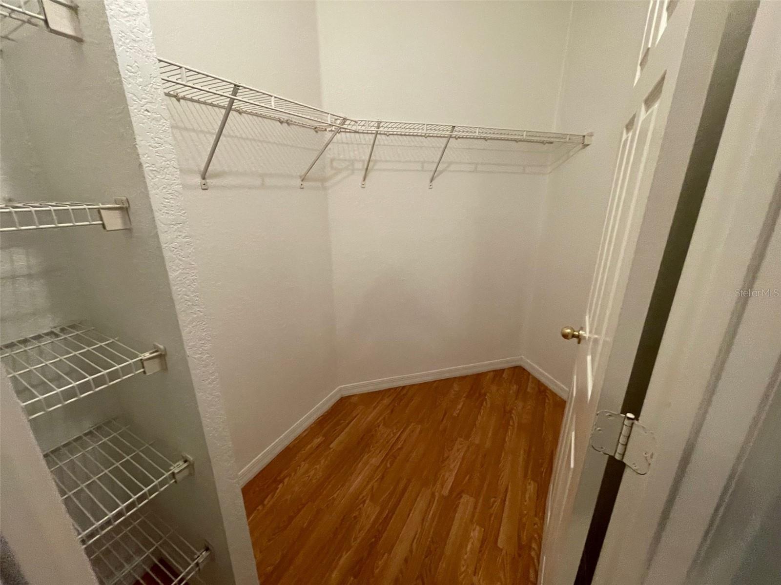 3611 CONROY RD #825, ORLANDO, FL, 32839