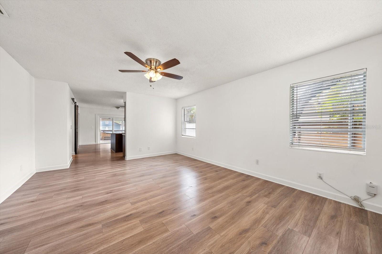 3128 W VARN AVE, TAMPA, FL, 33611