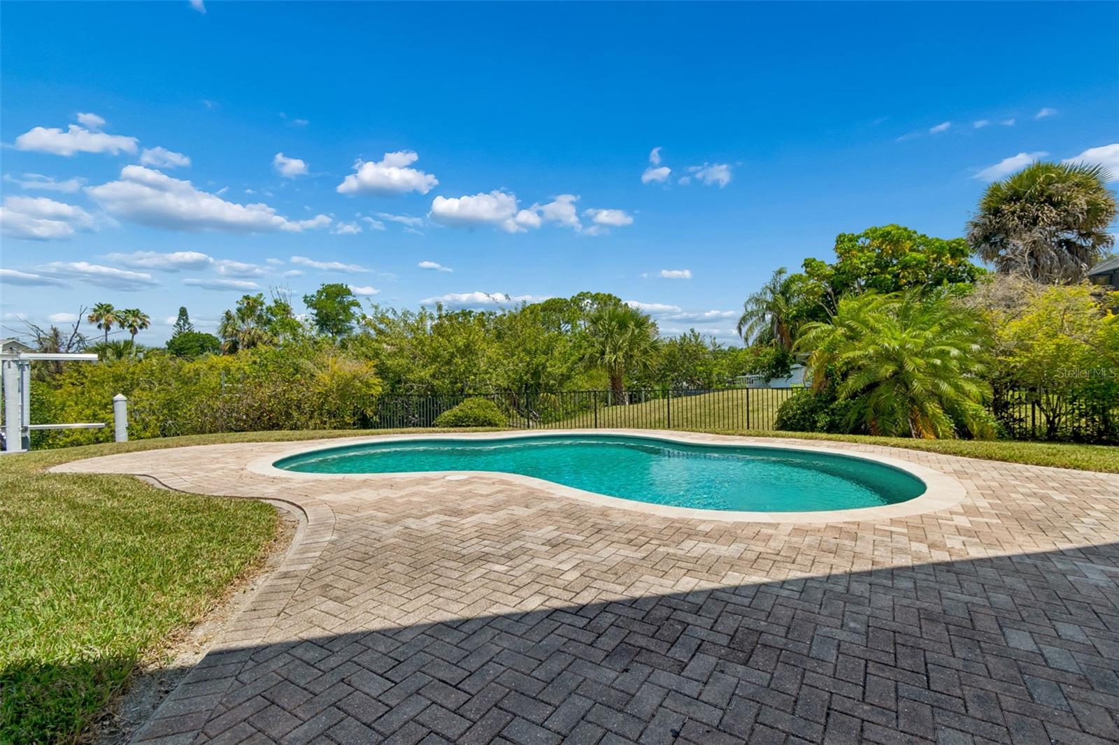 435 WESTWINDS DRIVE, PALM HARBOR, FL, 34683