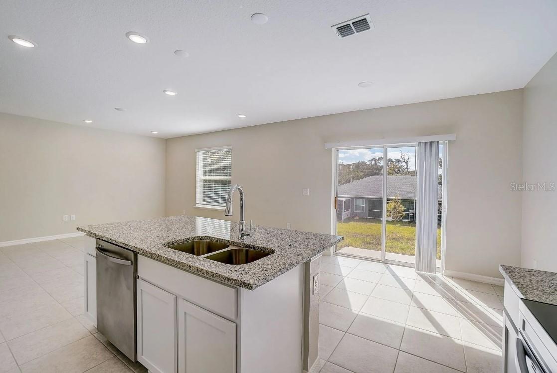 589 BROADOAK DR, DUNDEE, FL, 33838