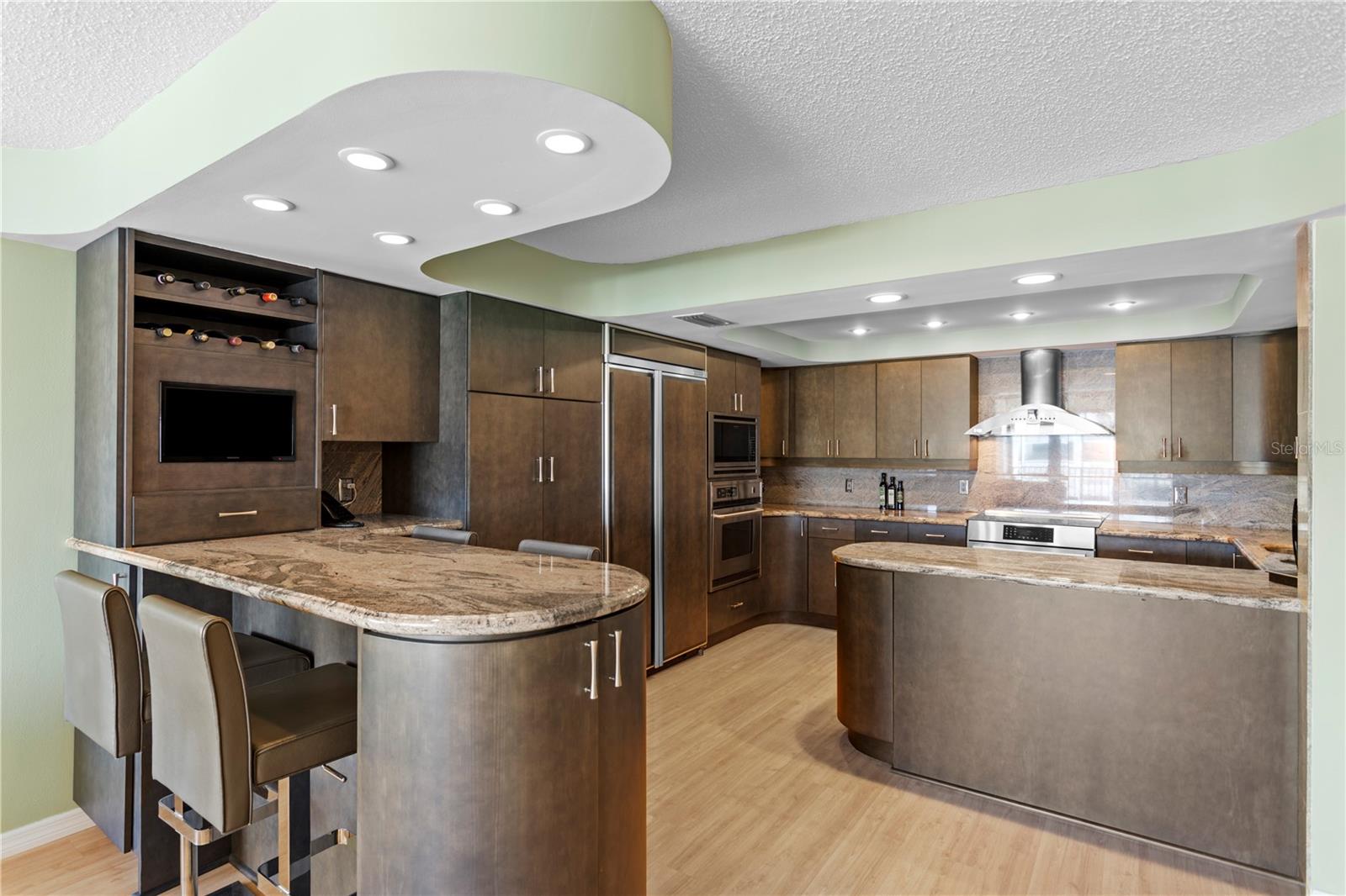 1460 GULF BLVD #605, CLEARWATER BEACH, FL, 33767