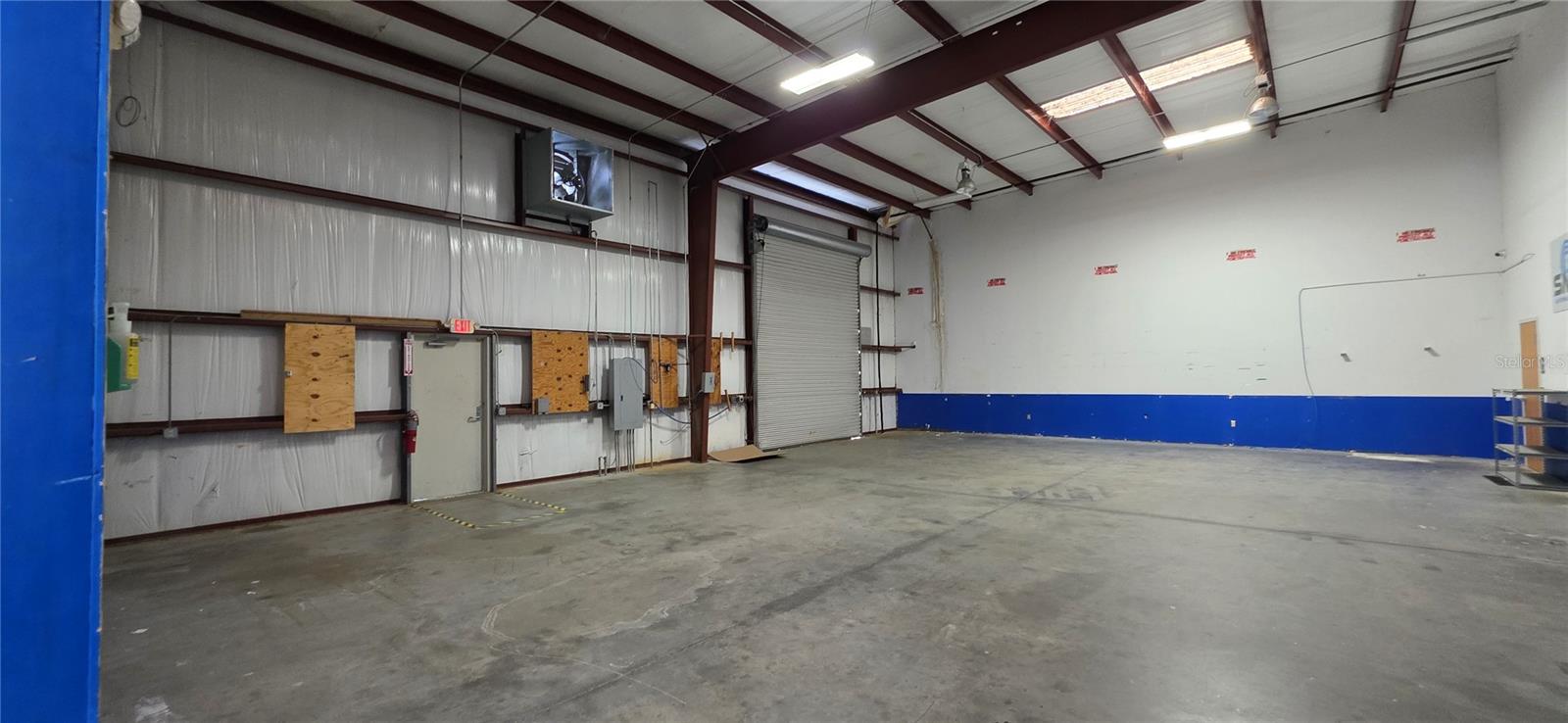 402 CHAIRMAN CT, DEBARY, FL, 32713