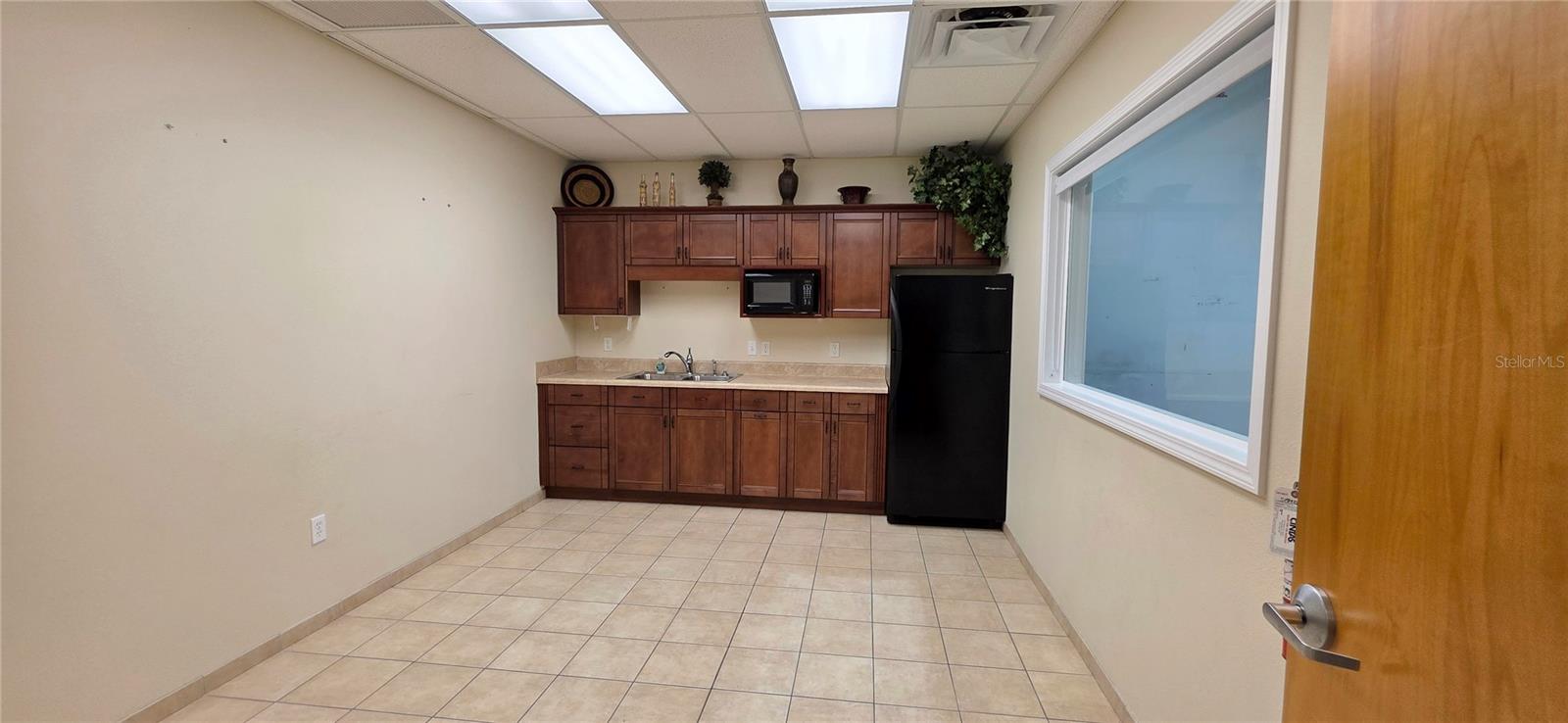402 CHAIRMAN CT, DEBARY, FL, 32713