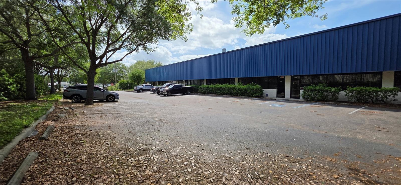 402 CHAIRMAN CT, DEBARY, FL, 32713