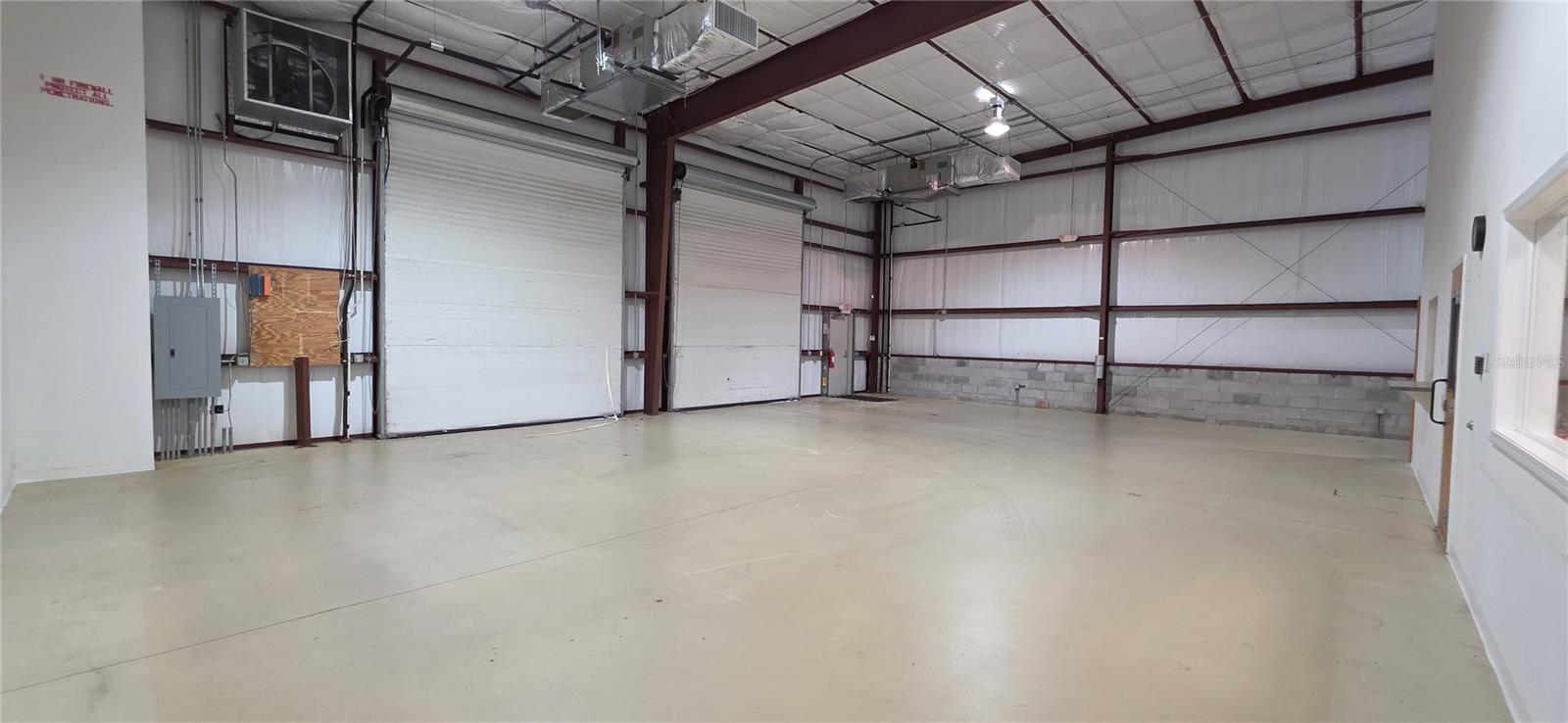 402 CHAIRMAN CT, DEBARY, FL, 32713
