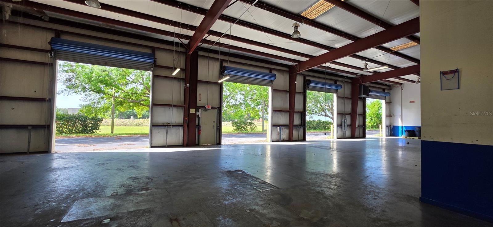 402 CHAIRMAN CT, DEBARY, FL, 32713