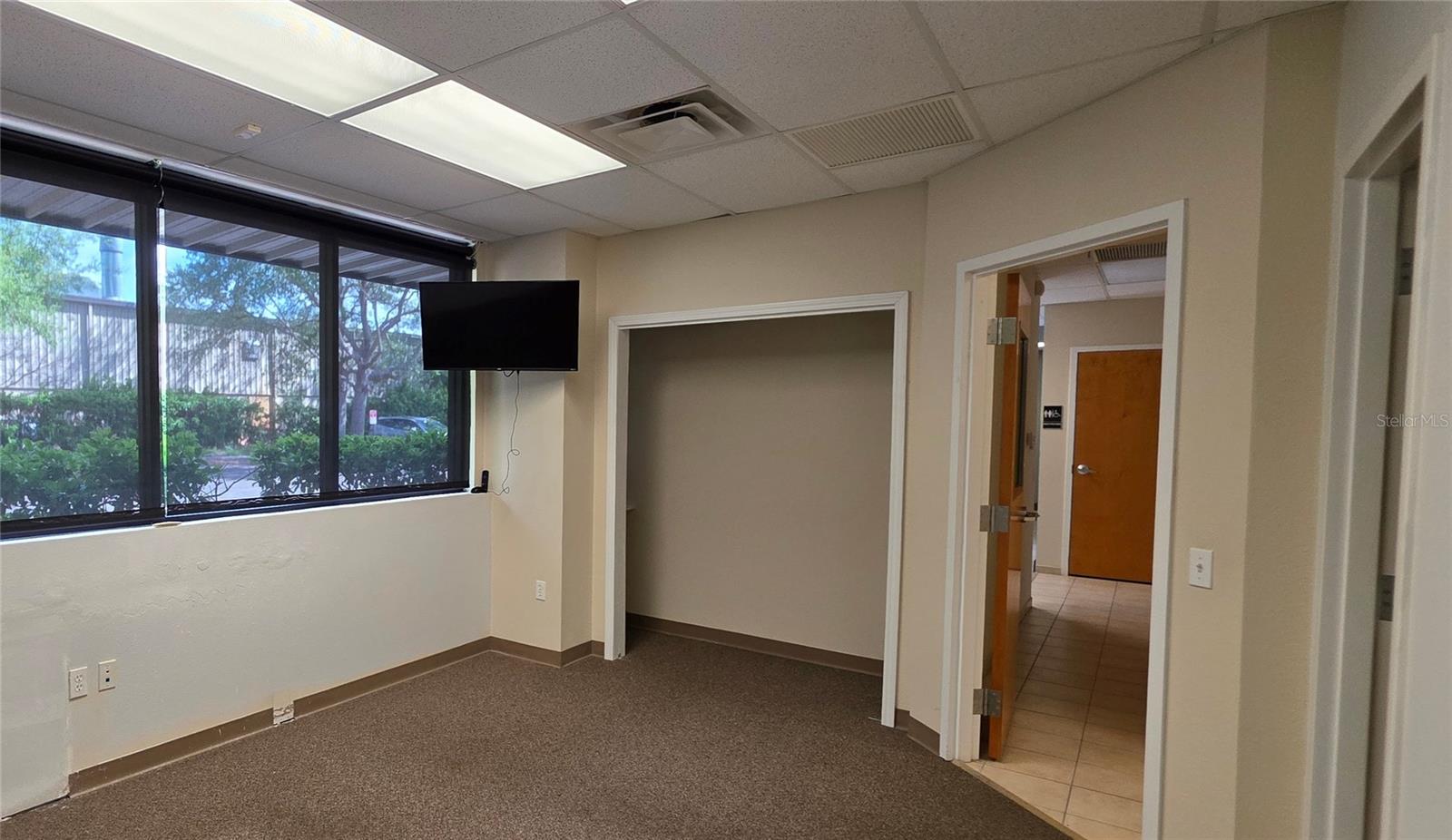 402 CHAIRMAN CT, DEBARY, FL, 32713