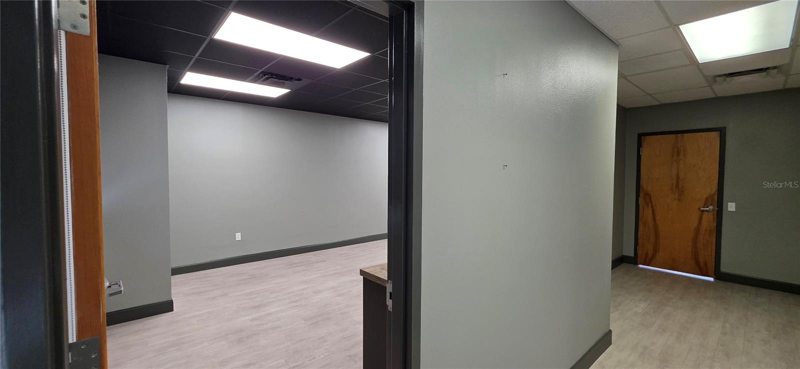 402 CHAIRMAN CT, DEBARY, FL, 32713