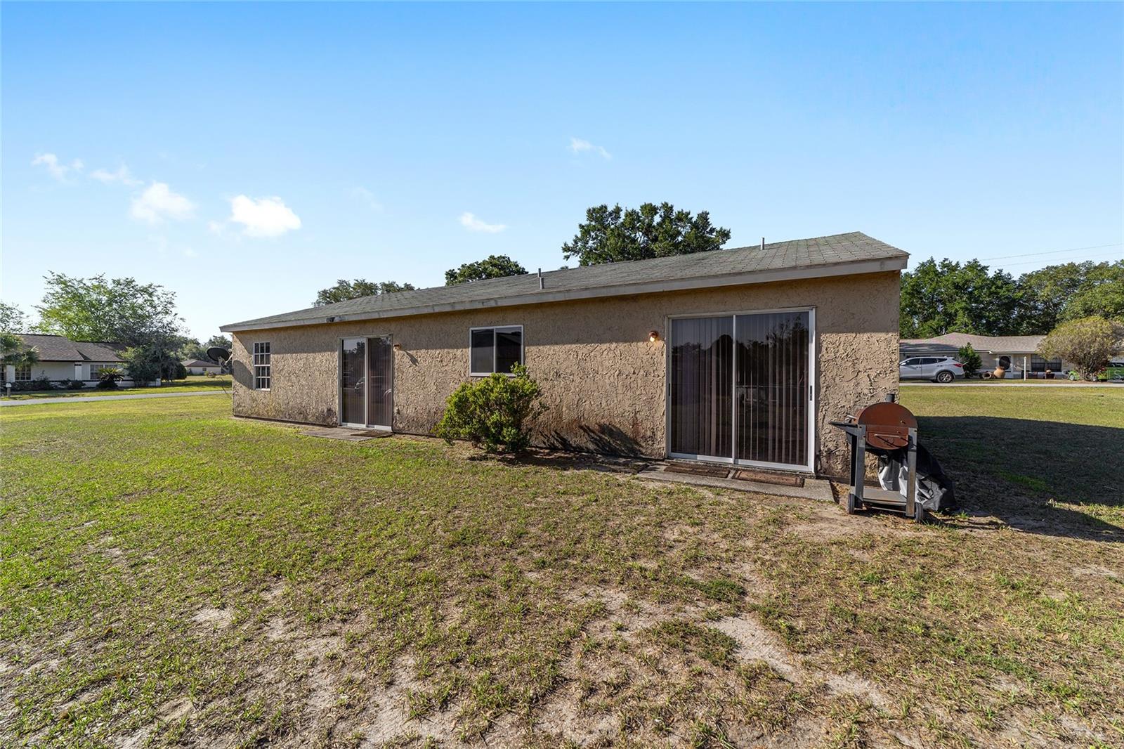 325 OAK TRACK CRSE, OCALA, FL, 34472