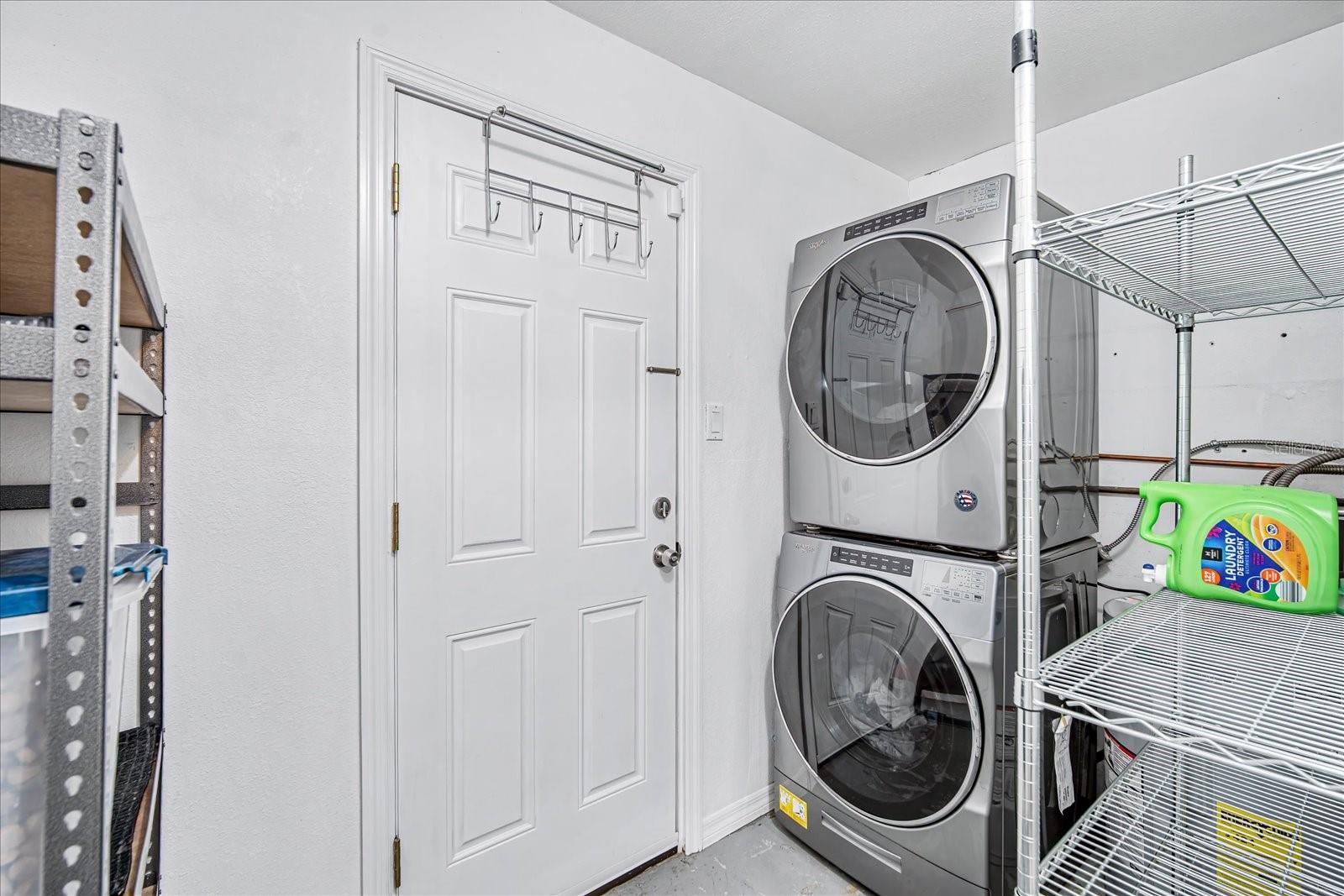 9064 93RD ST, SEMINOLE, FL, 33777