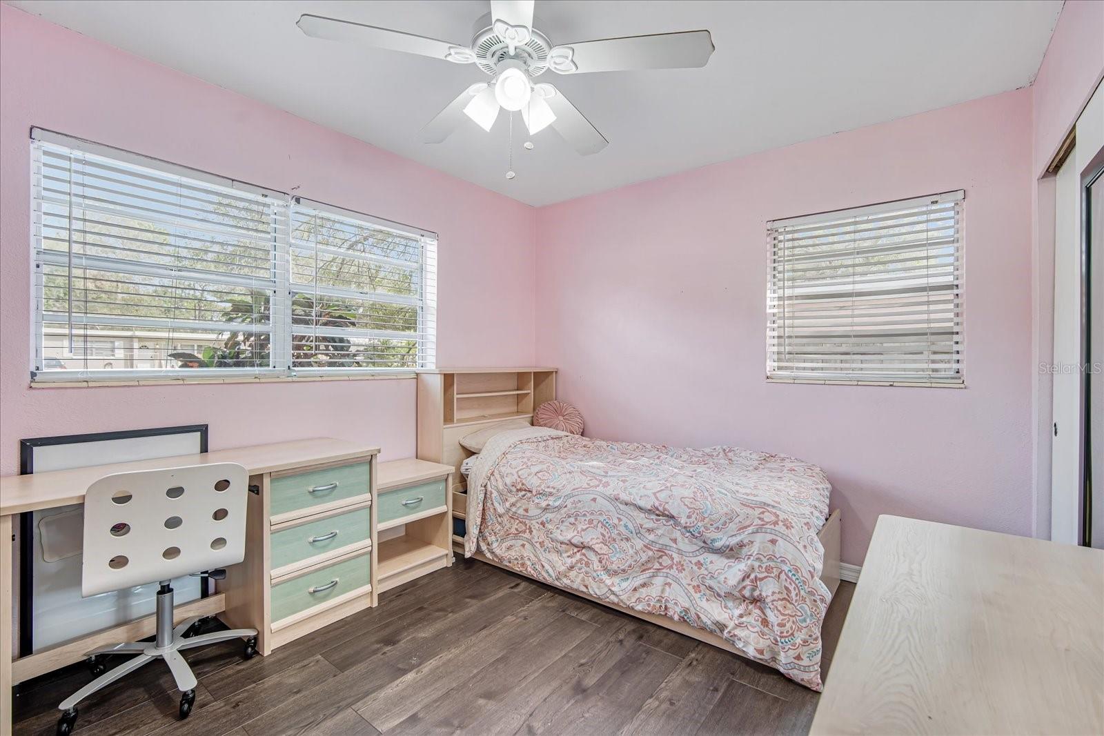 9064 93RD ST, SEMINOLE, FL, 33777