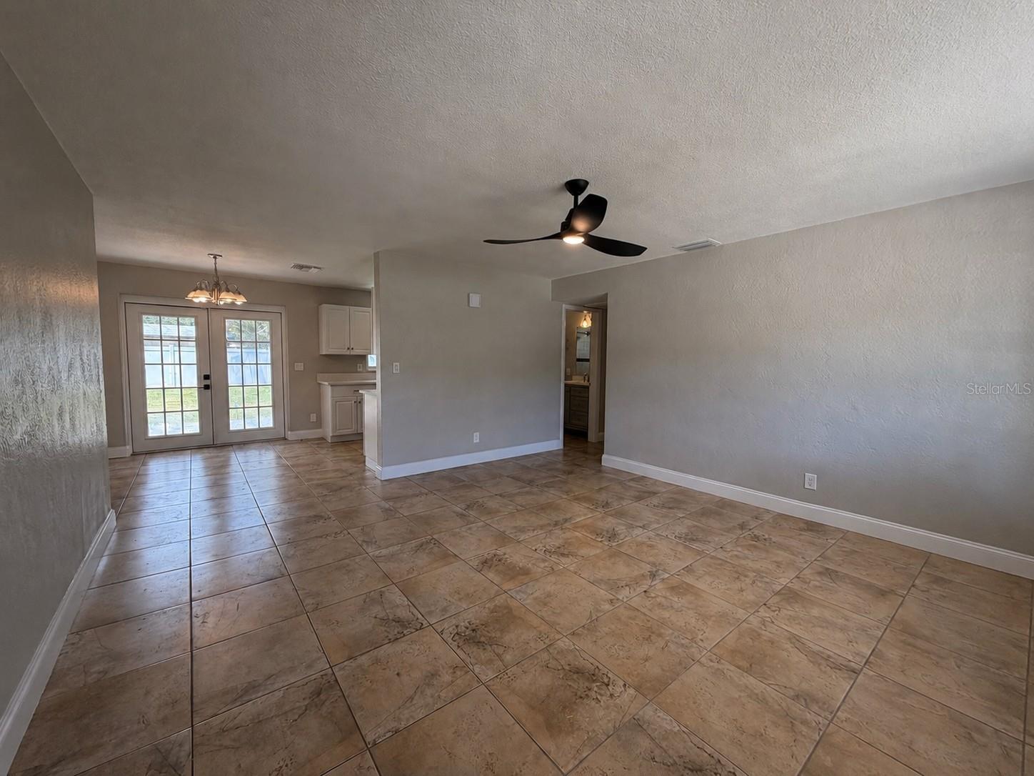 4185 BARRACUDA DR SE, ST PETERSBURG, FL, 33705