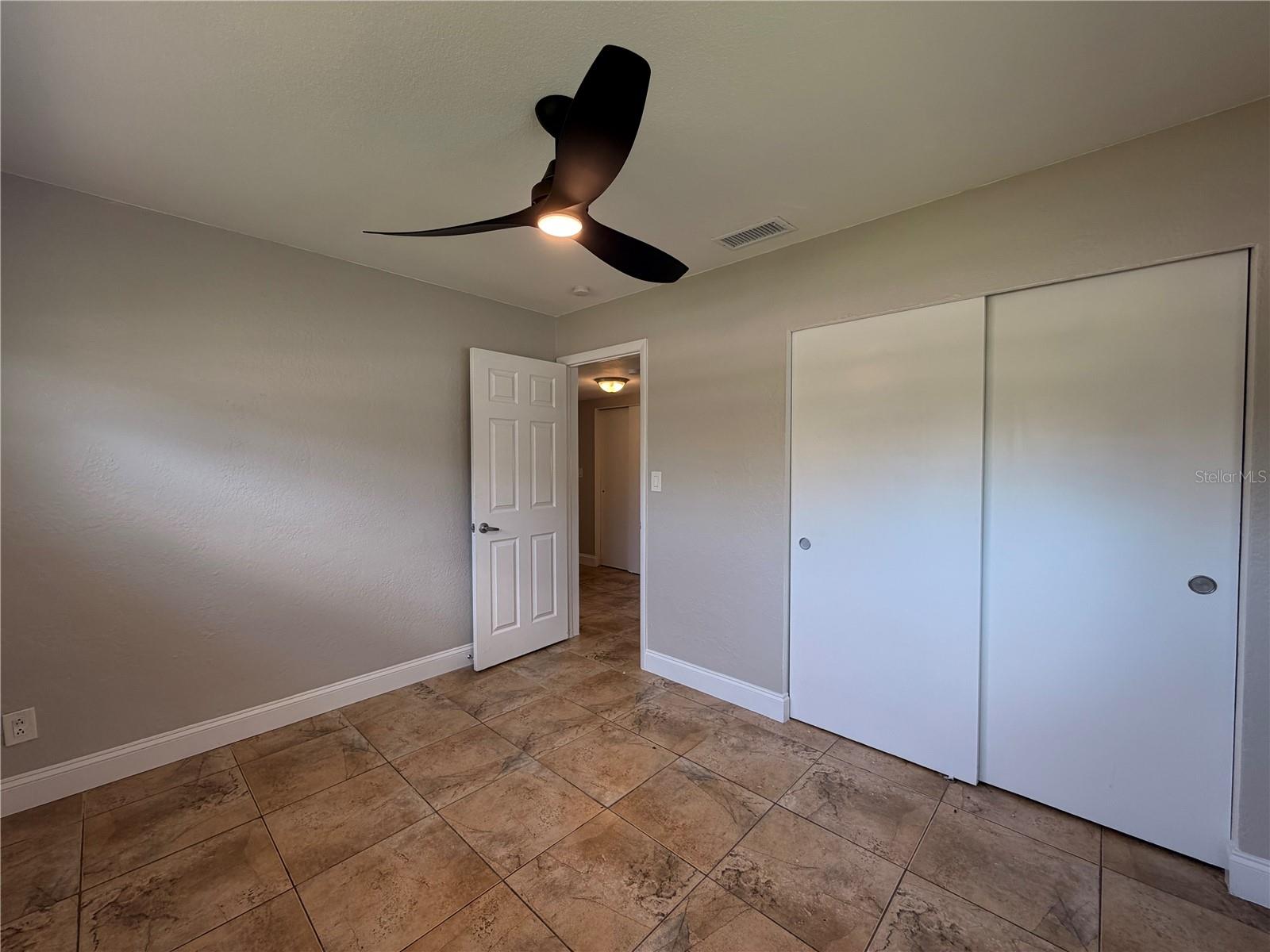 4185 BARRACUDA DR SE, ST PETERSBURG, FL, 33705