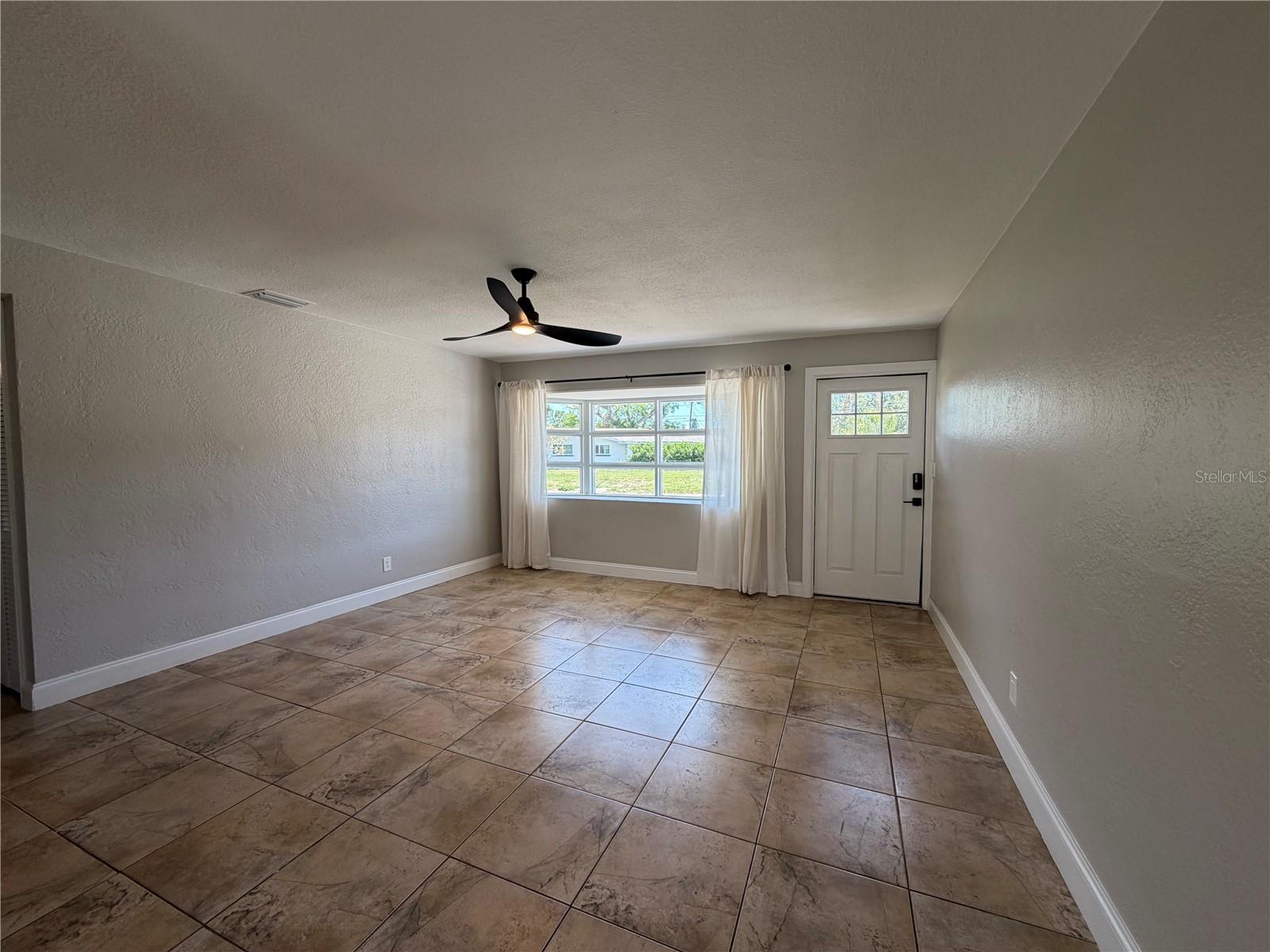 4185 BARRACUDA DR SE, ST PETERSBURG, FL, 33705